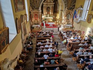 Cerkev sv. Petra in Pavla v Tomaju je gostila kulturni dogodek v počastitev Toneta Kralja 7.9.2025